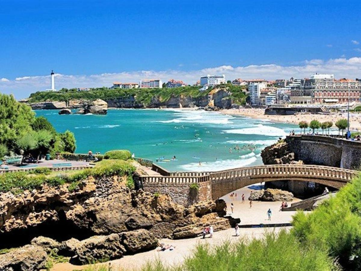 Charmant Studio En Centre-Ville Avec Piscine Proche Grande Plage - Fr-1-3-410 Biarritz Bagian luar foto